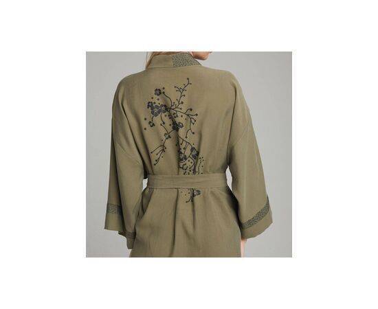 Women's Kimono with Black Floral Pattern on the Back