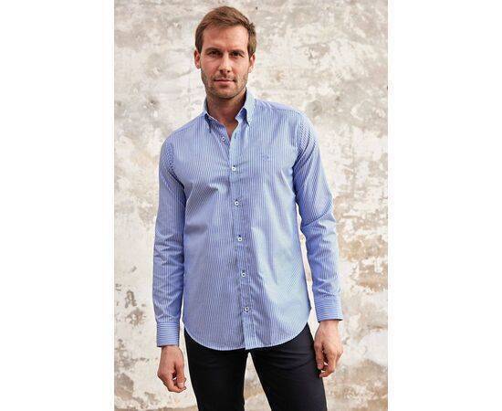 Classic Fit Long Sleeve Buttoned Collar Shirt