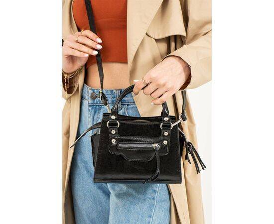 Shoulder and Handbag with Front Zipper